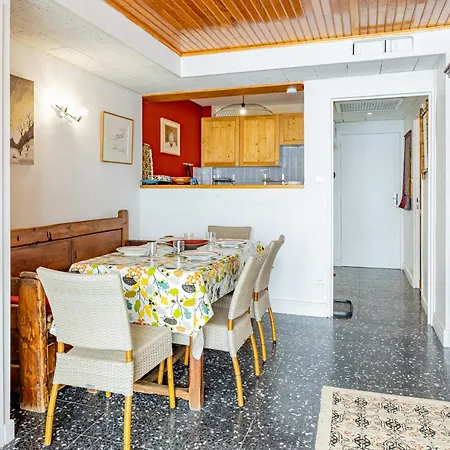 Cosy, 6 Pers, Balcon Sud, Pied Des Pistes Et Commerces - Fr-1-807-16