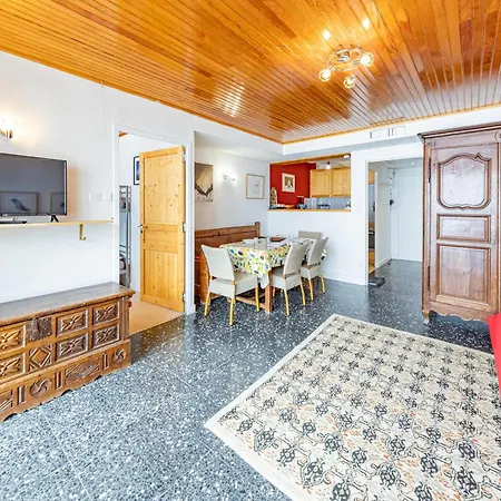 Cosy, 6 Pers, Balcon Sud, Pied Des Pistes Et Commerces - Fr-1-807-16 *